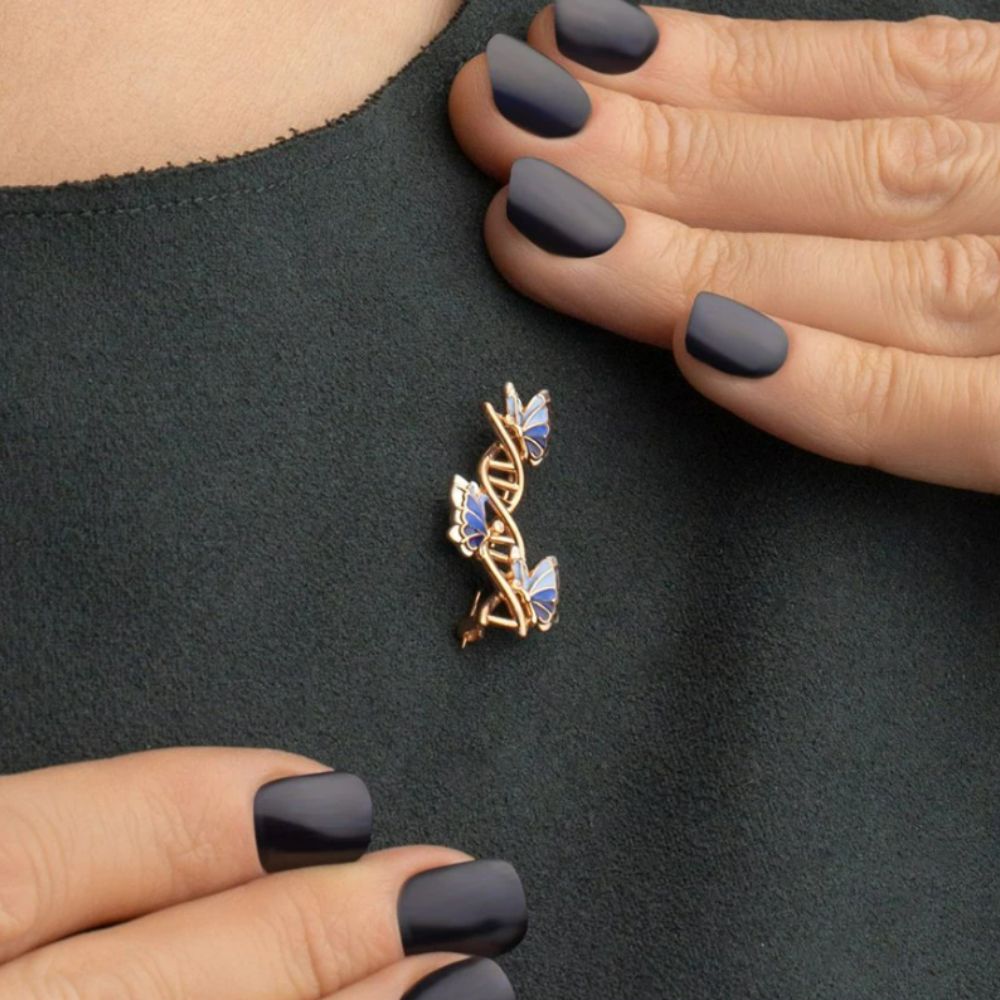 Брошь из цинкового сплава ДНК с бабочками  